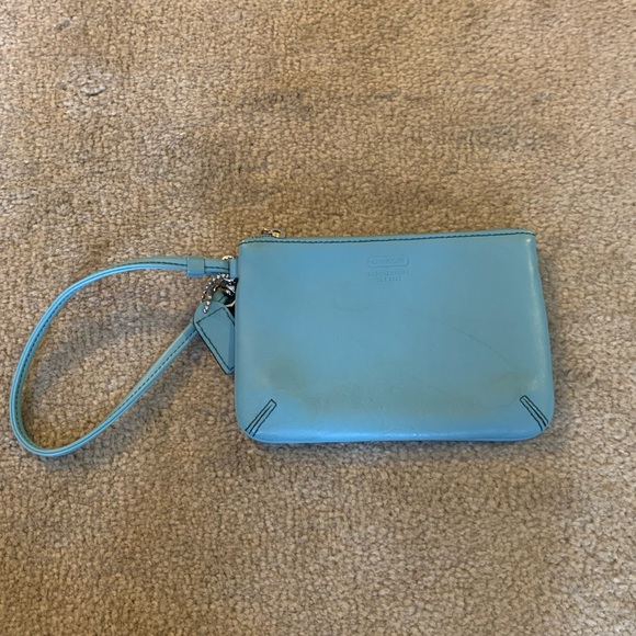 COACH Wristlet - Picture 2 of 6